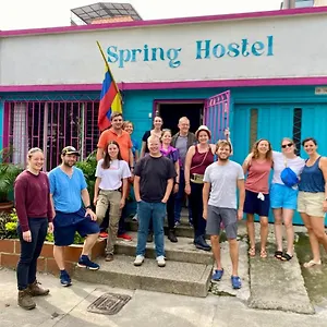 hostel-spring.colombiamedellinhotels.com/